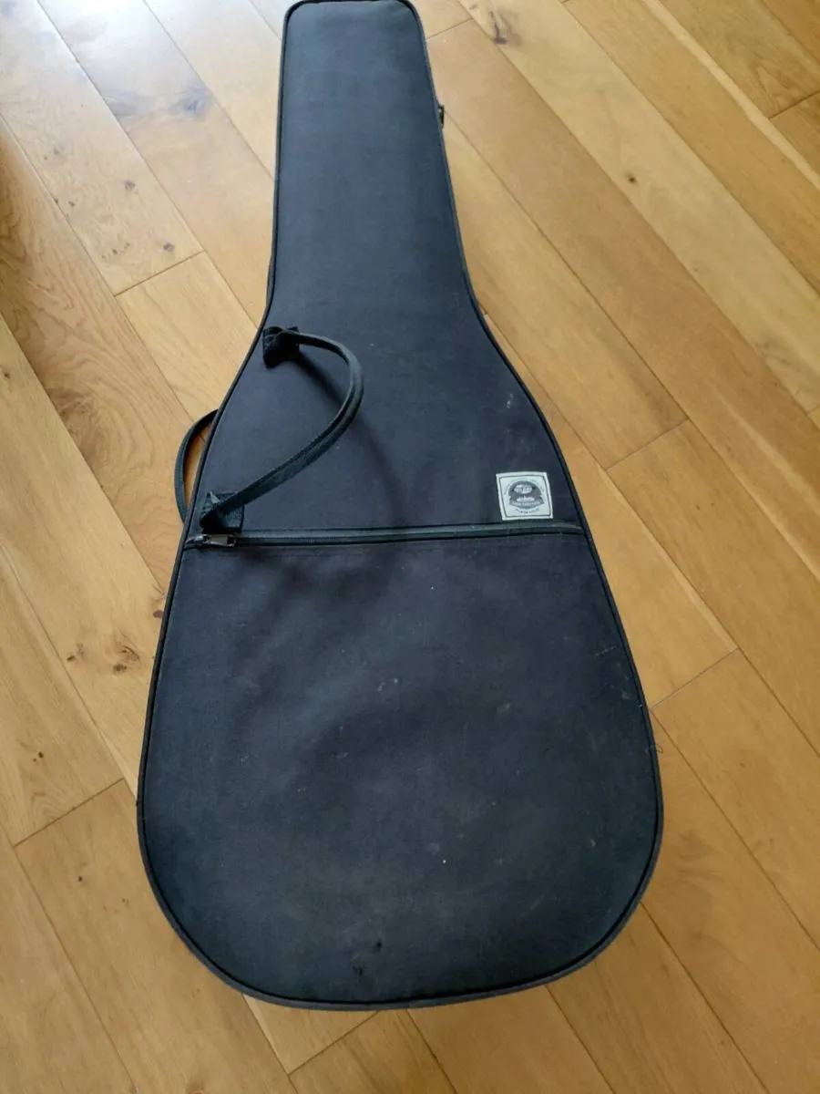 Guitar - Image 2