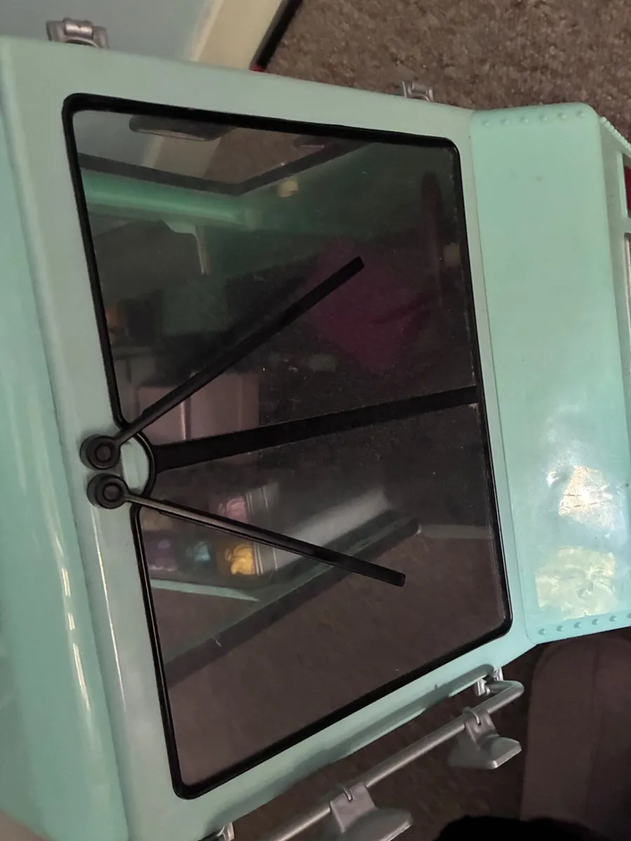 Our generation ice cream van - Image 3