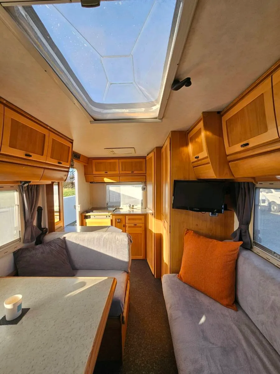 Hymer Campervan - Image 4