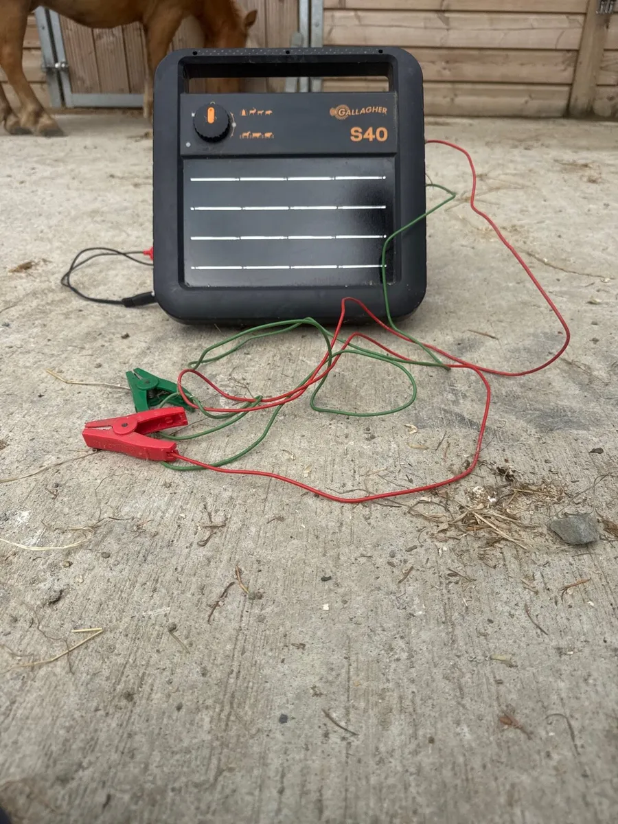 Gallagher s40 electric fencing - Image 1