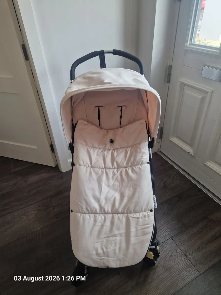 Bugaboo chameleon 3 travel system - Image 2