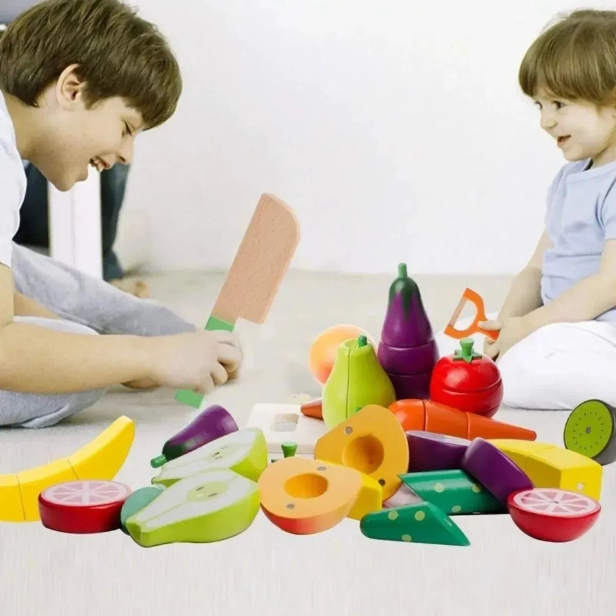 Wooden Play Food Toys Magnetic Cutting Food Set - Image 3