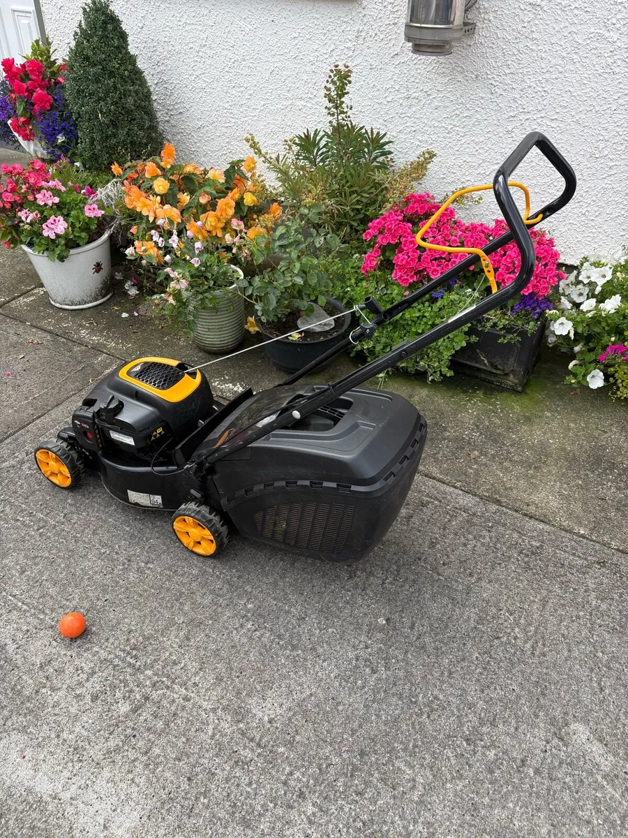 Walk behind/ push lawn mower - Image 1