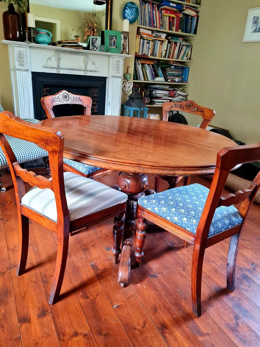 Victorian tilt top library table and 4 chairs - Image 2