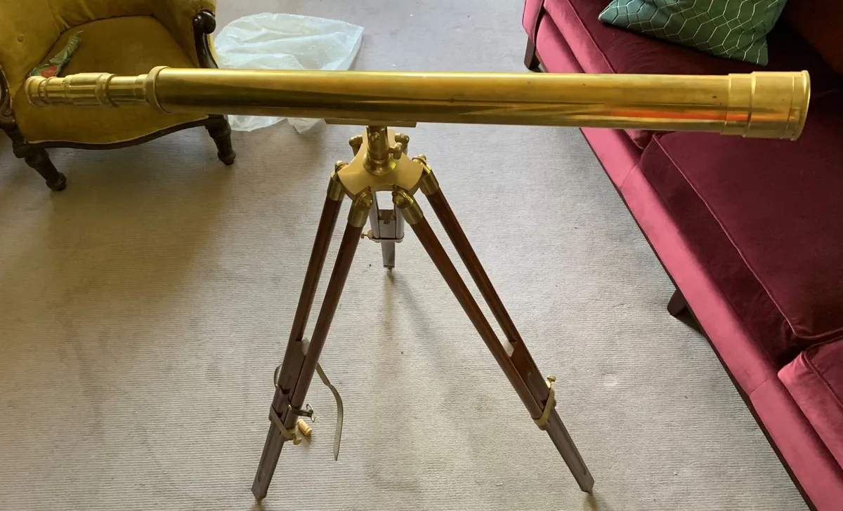 NAUTICALIA Brass Telescope  Tripod stand - Image 1