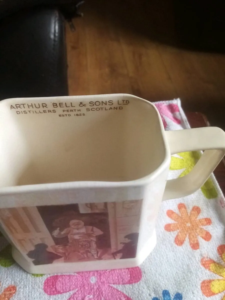 Whiskey jug - Image 2