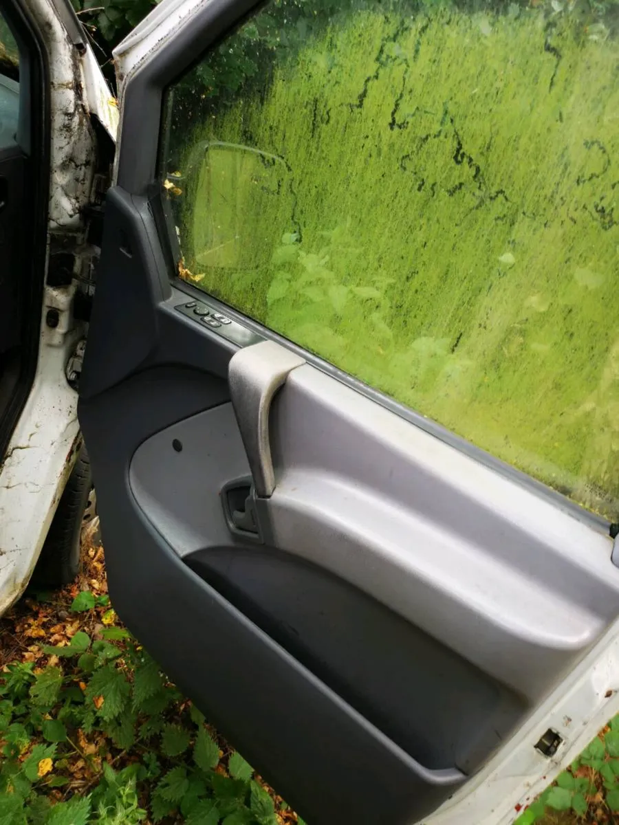 Mercedes Vito 2.2 diesel - Image 4