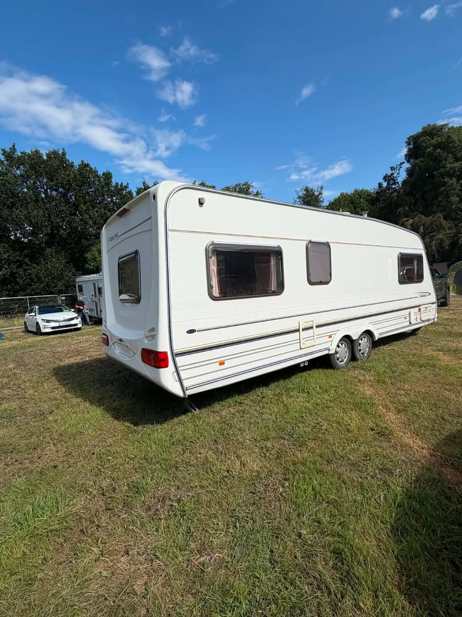 Twin axle jerkker sterling 5/6 Berth - Image 2