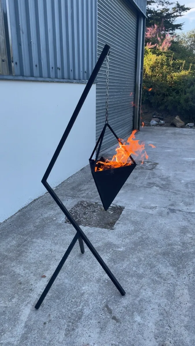 New Fire Pit - Image 1