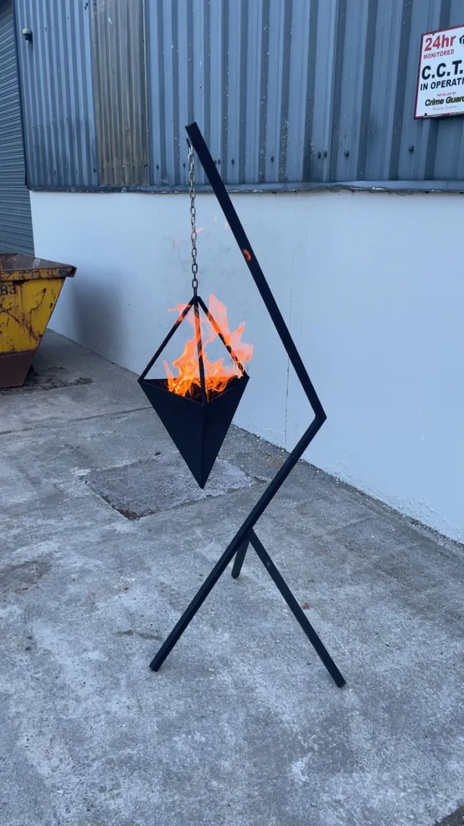 New Fire Pit - Image 3