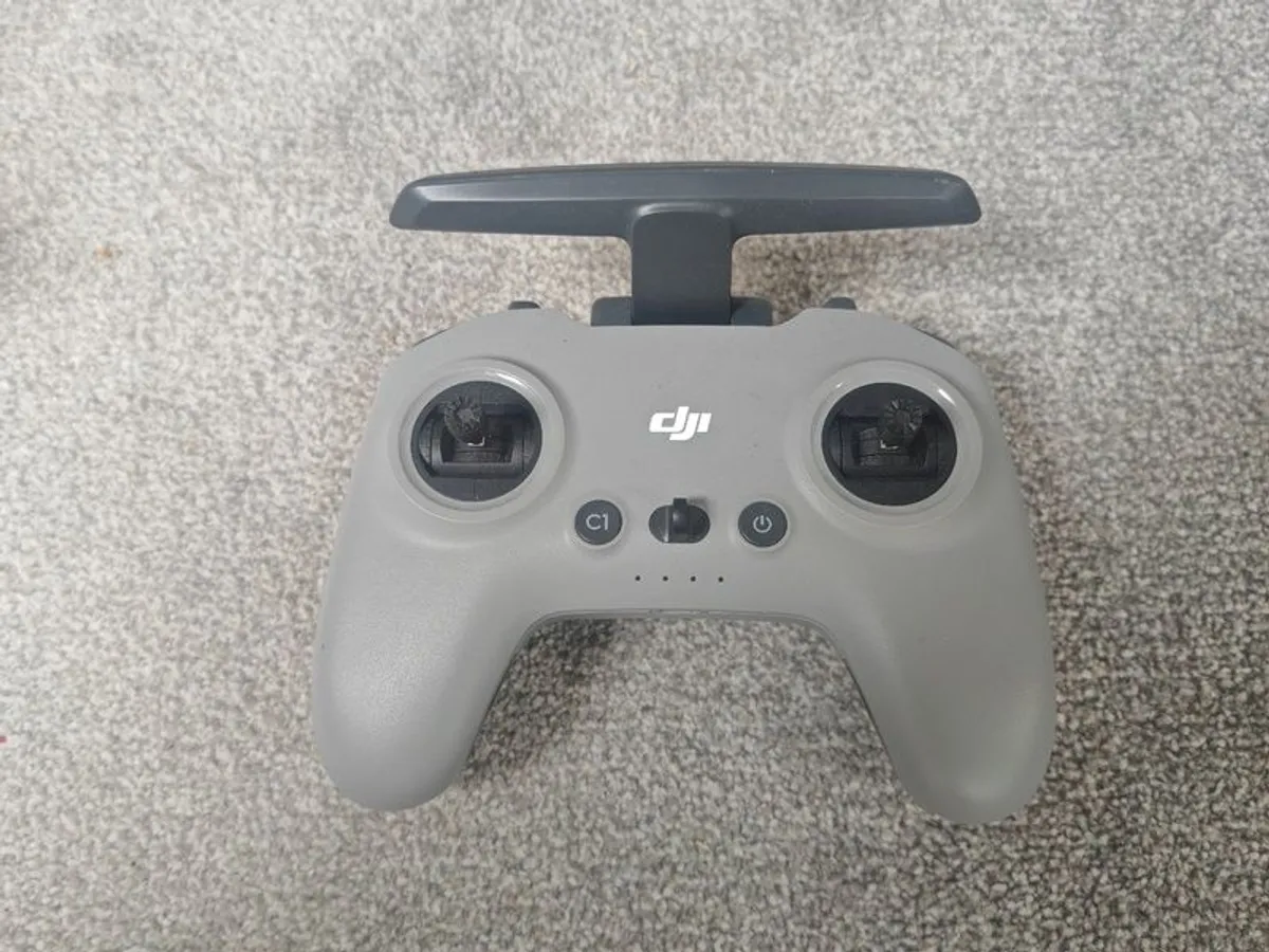 DJI FPV controller 2 - Image 1
