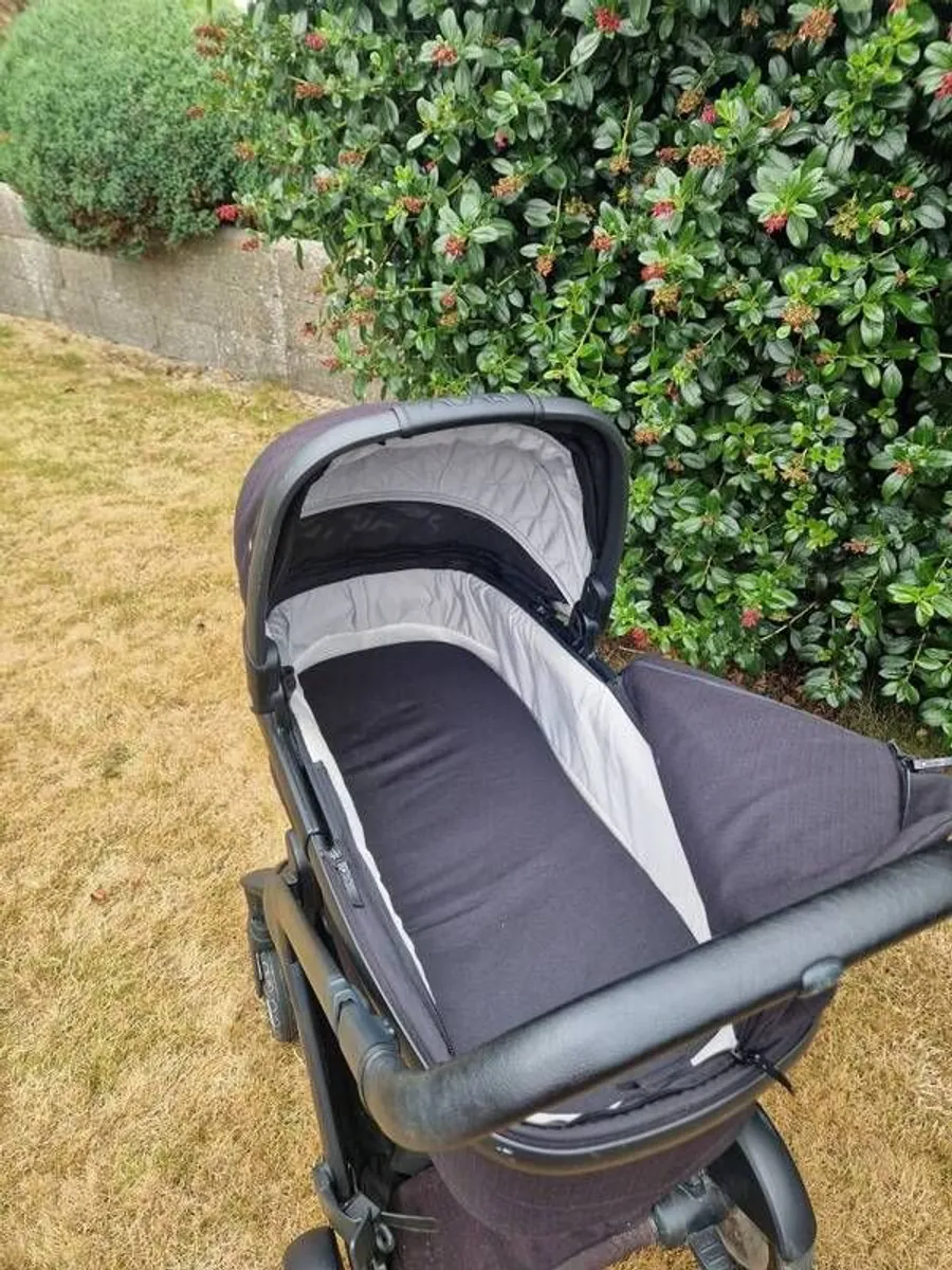 Travel system- Nuna Demi Grow - Image 2