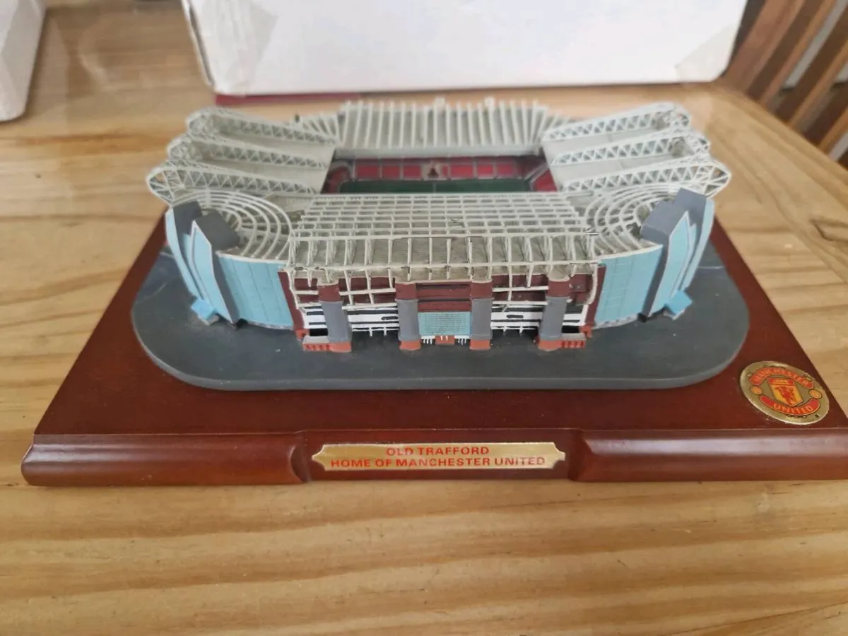 Manchester United Old Trafford replica - Image 1
