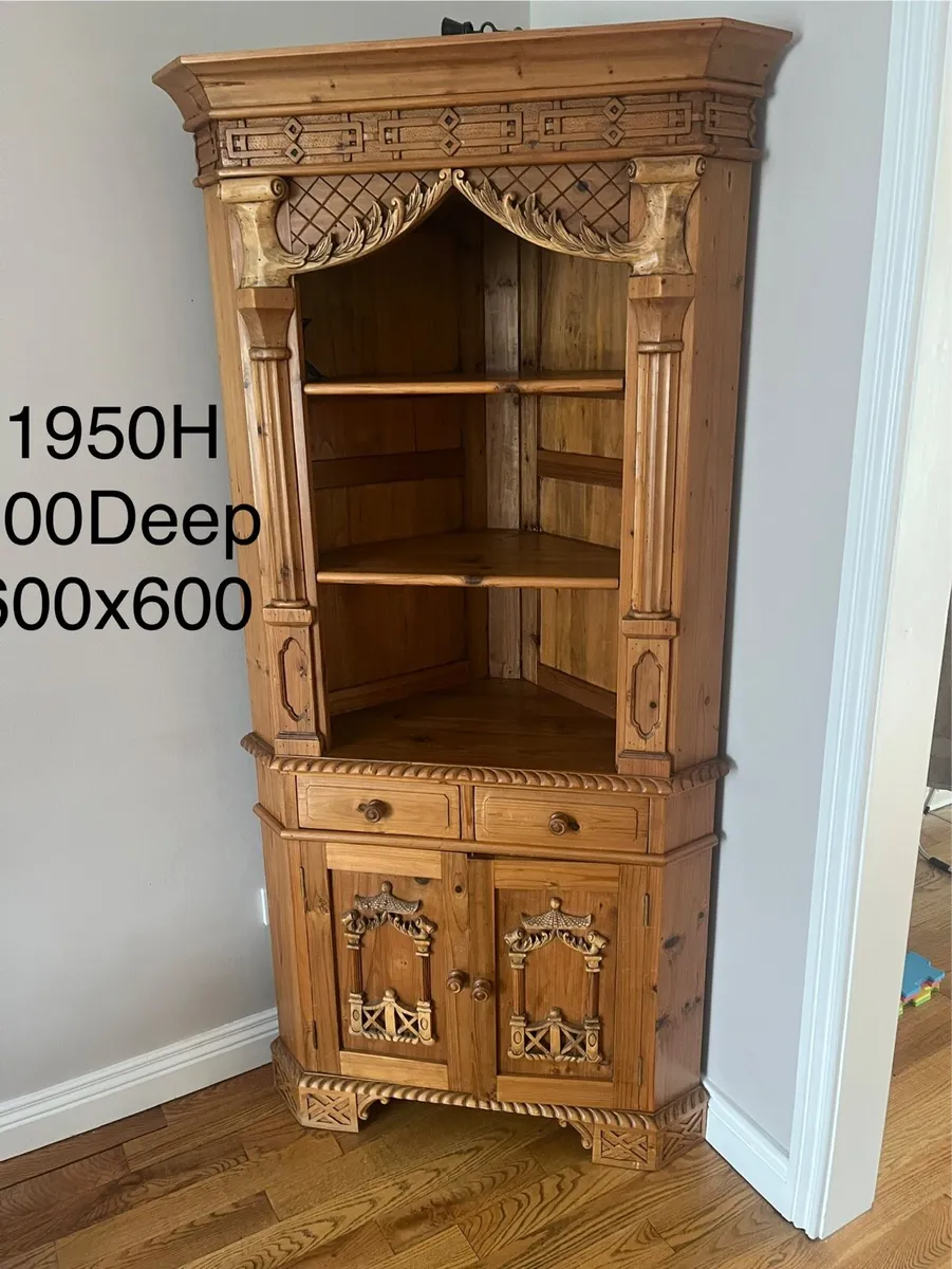 Corner unit