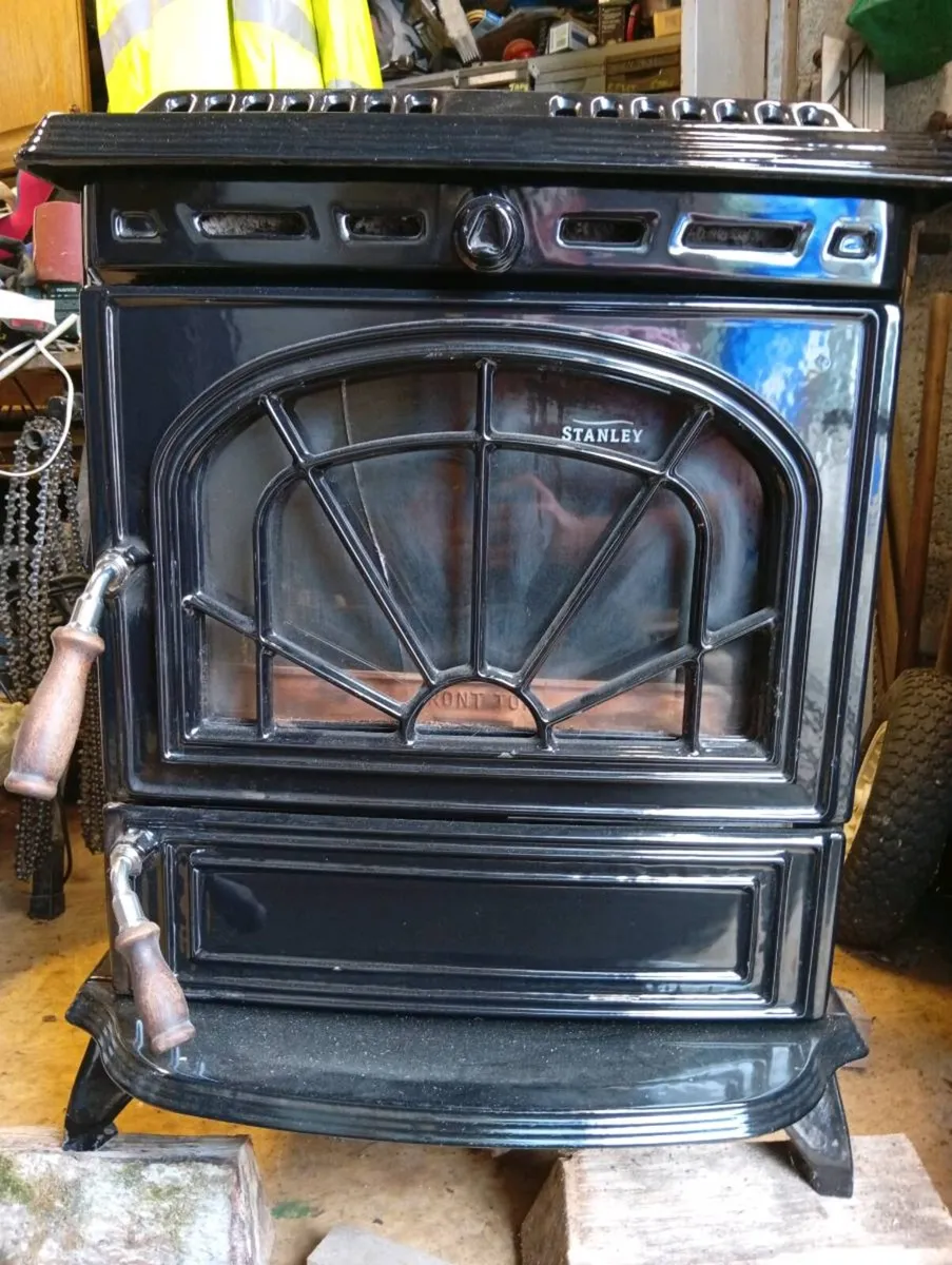 Stanley Erin Stove - Image 1
