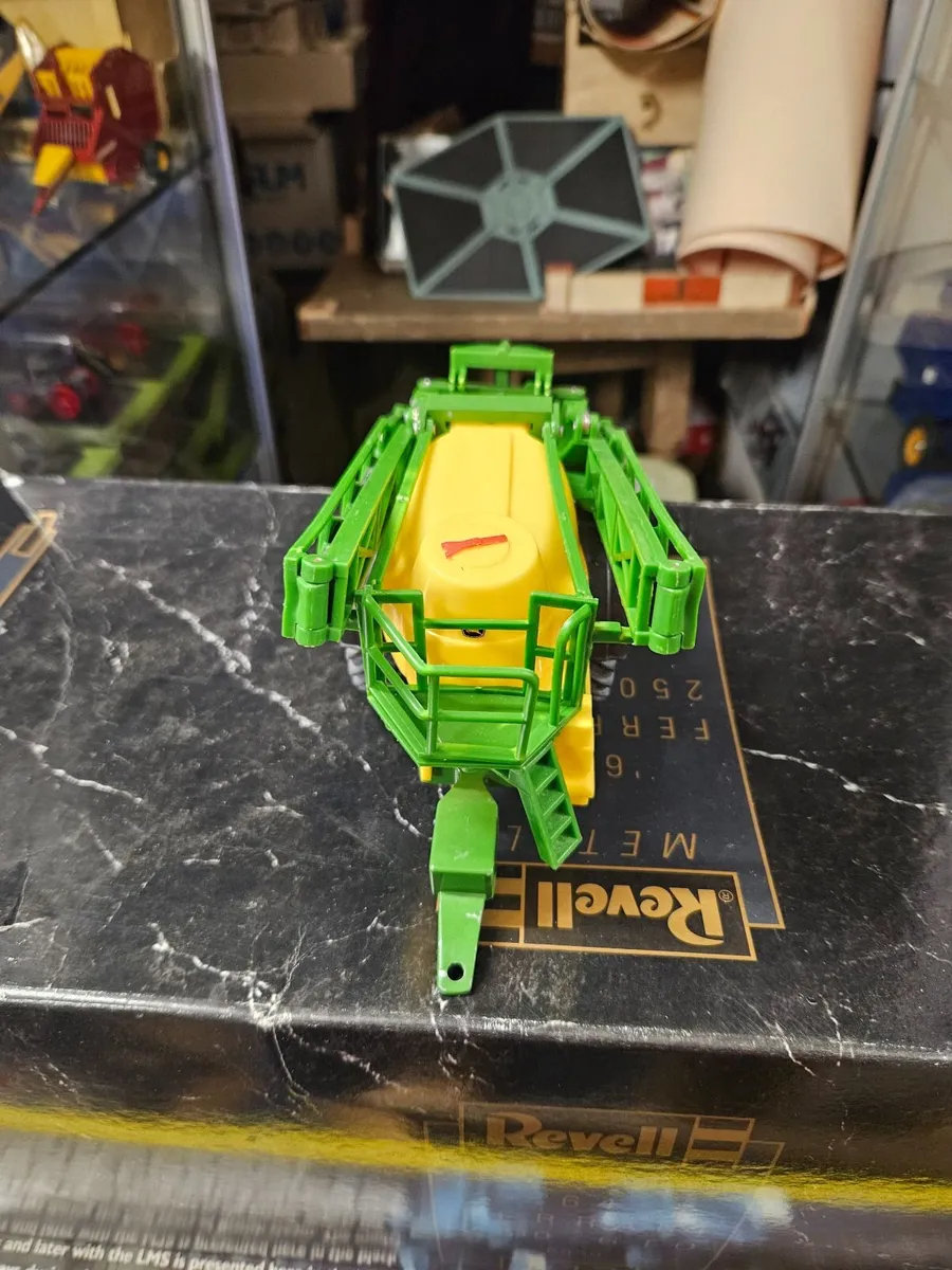 Britain's John Deere Crop Sprayer - Image 2