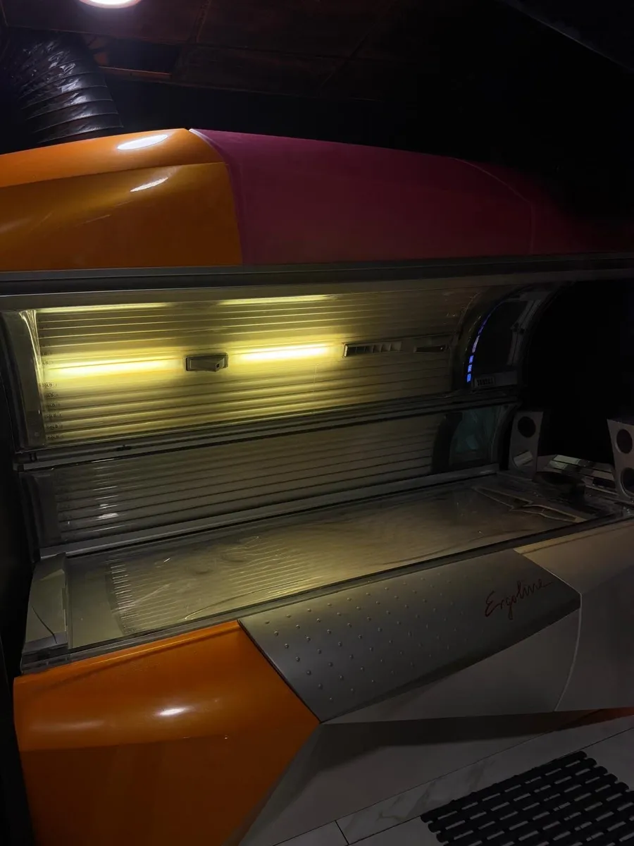 Megasun / Ergoline - Sunbed - Stand Up / Lie Down - Image 3