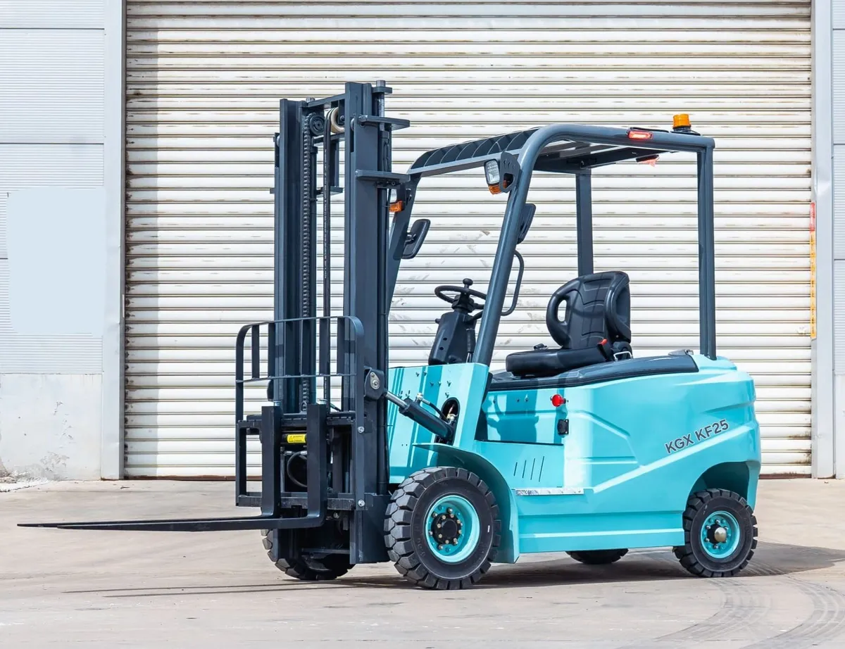 NEW KGX KF25 Lithium Powered Electric Forklift 2.5 - Image 1