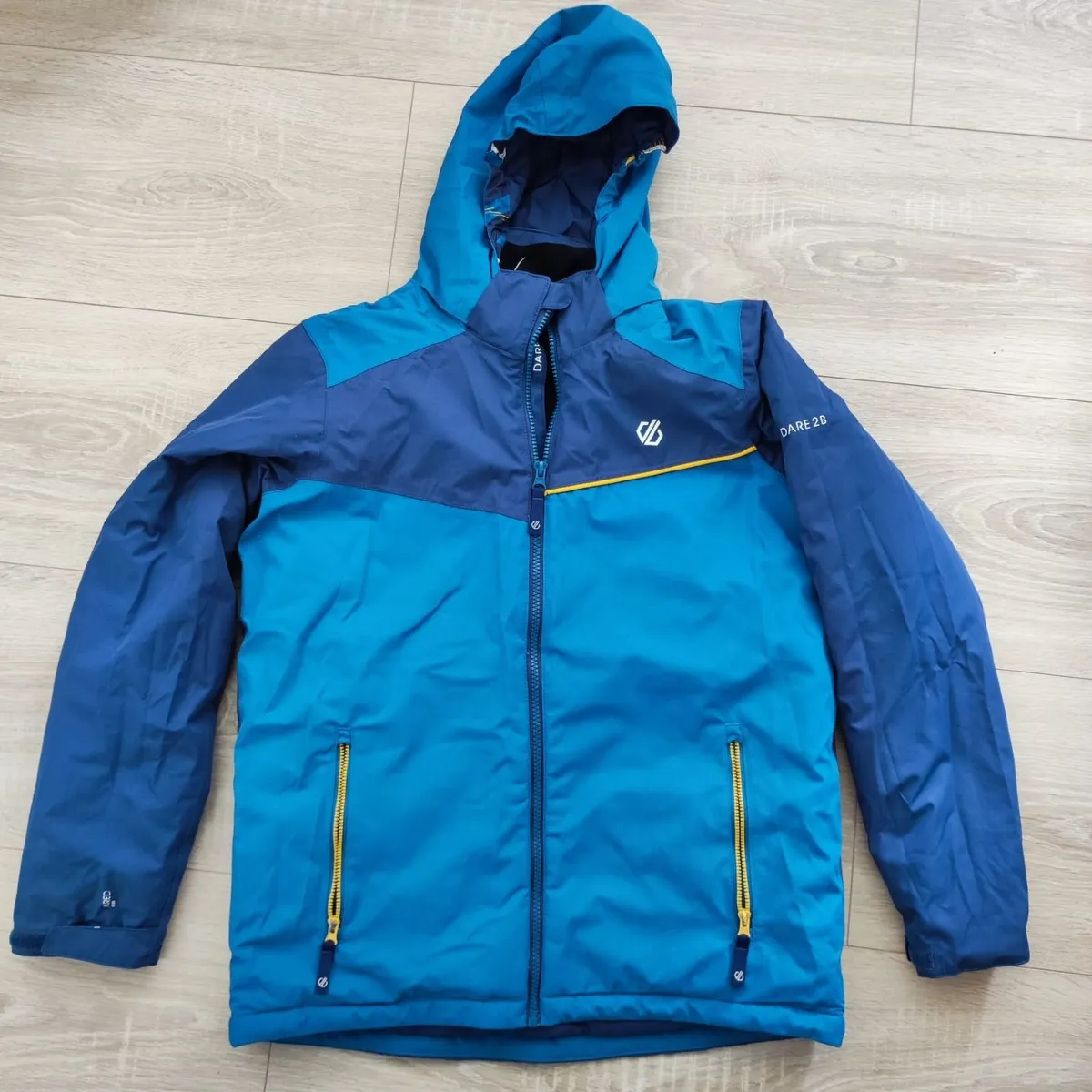 Boys Jacket Age 13 – like new - Image 3