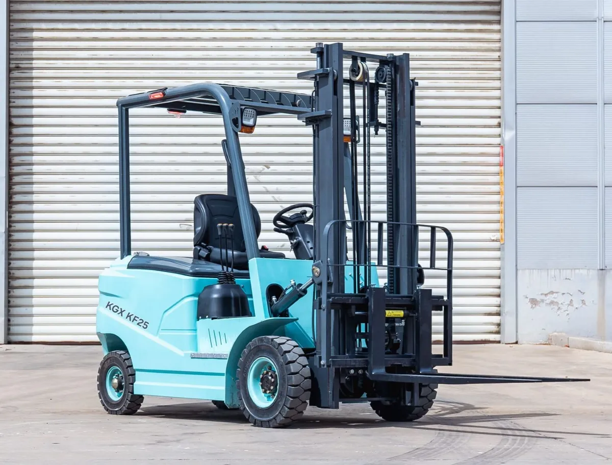 NEW KGX KF25 Lithium Powered Electric Forklift 2.5 - Image 4