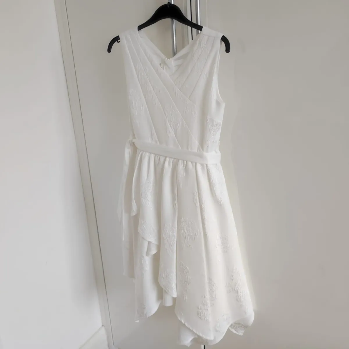 Flower girl/communion / occasion dress aged 8 - Image 2
