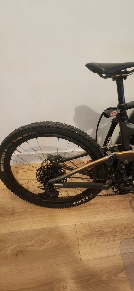 Mountain Bike - Giant Trance Advanced Carbon Fibre - Image 3