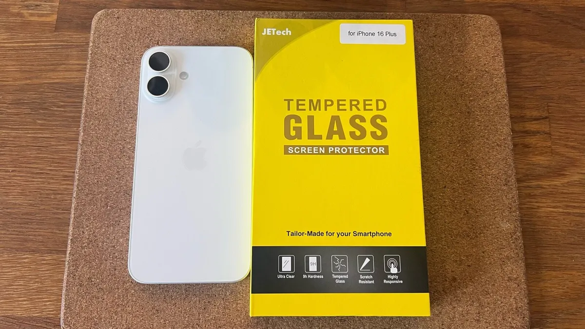 iPhone 16 plus - Image 1
