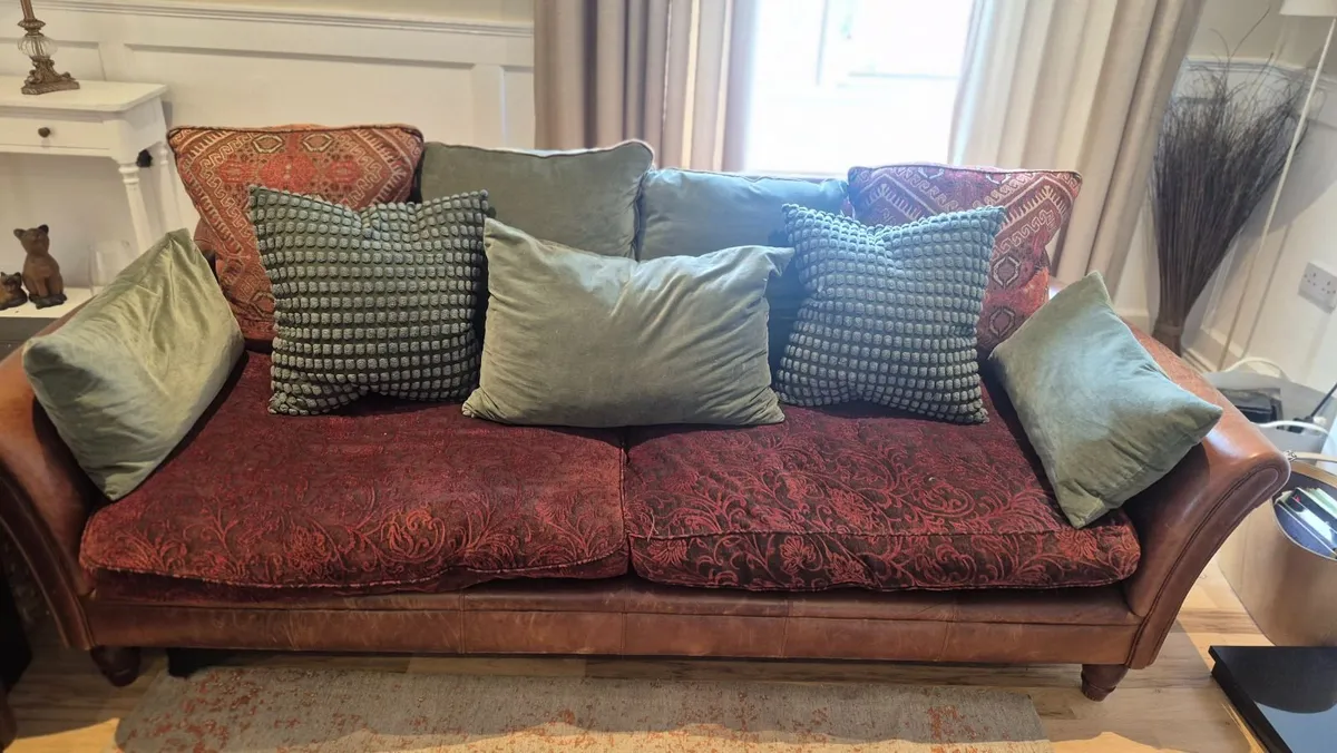 Tetrad matching Couches - Image 2