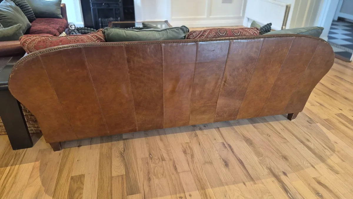 Tetrad matching Couches - Image 4