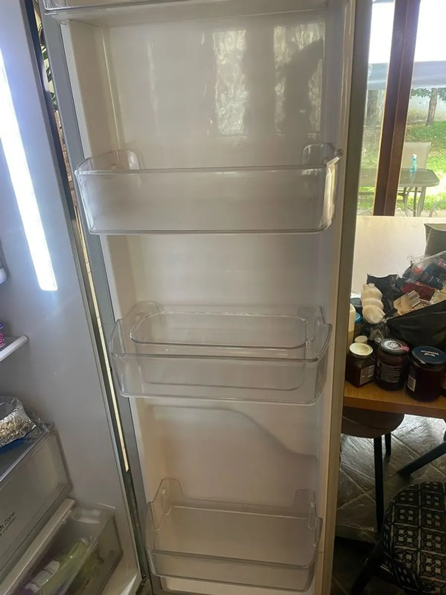 LG fridge freezer - Image 4