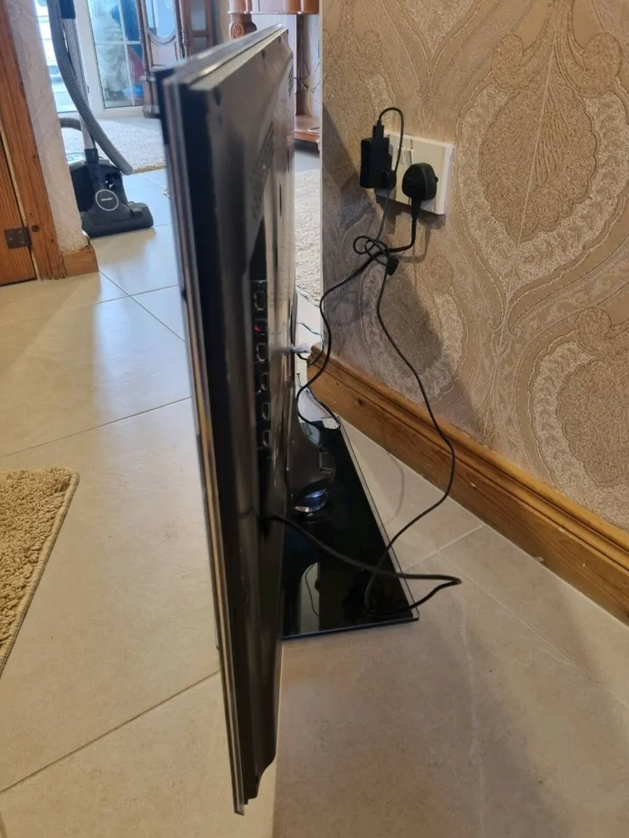 Samsung TV not smart - Image 4