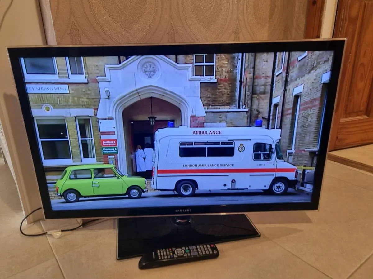 Samsung TV not smart - Image 1