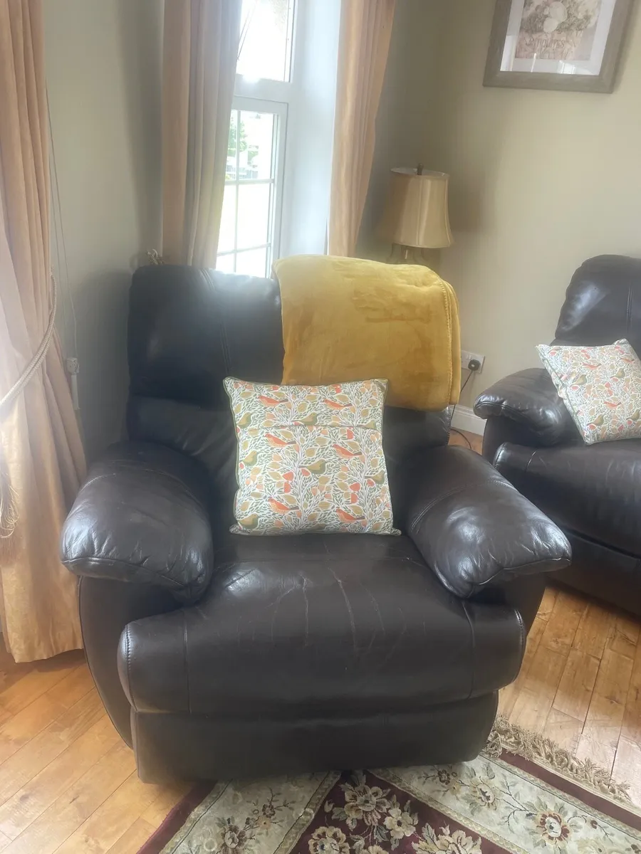 Couch & 2 armchairs - Image 2