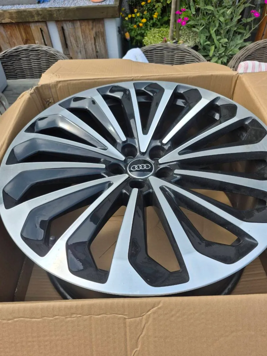 21" audi q8 etron sportsline alloys - Image 4