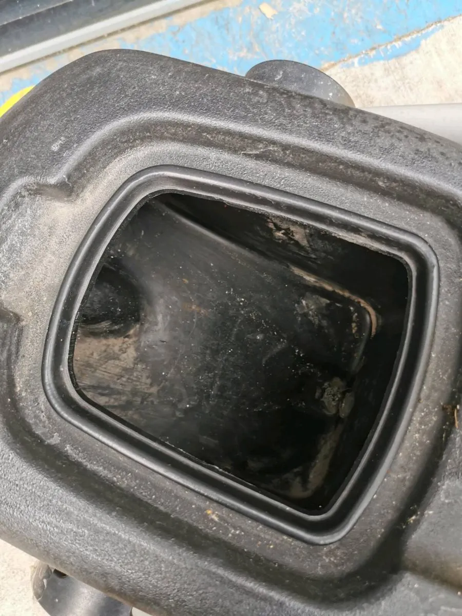 Karcher BRC 45/45 C Carpet Cleaning Machine - Image 3
