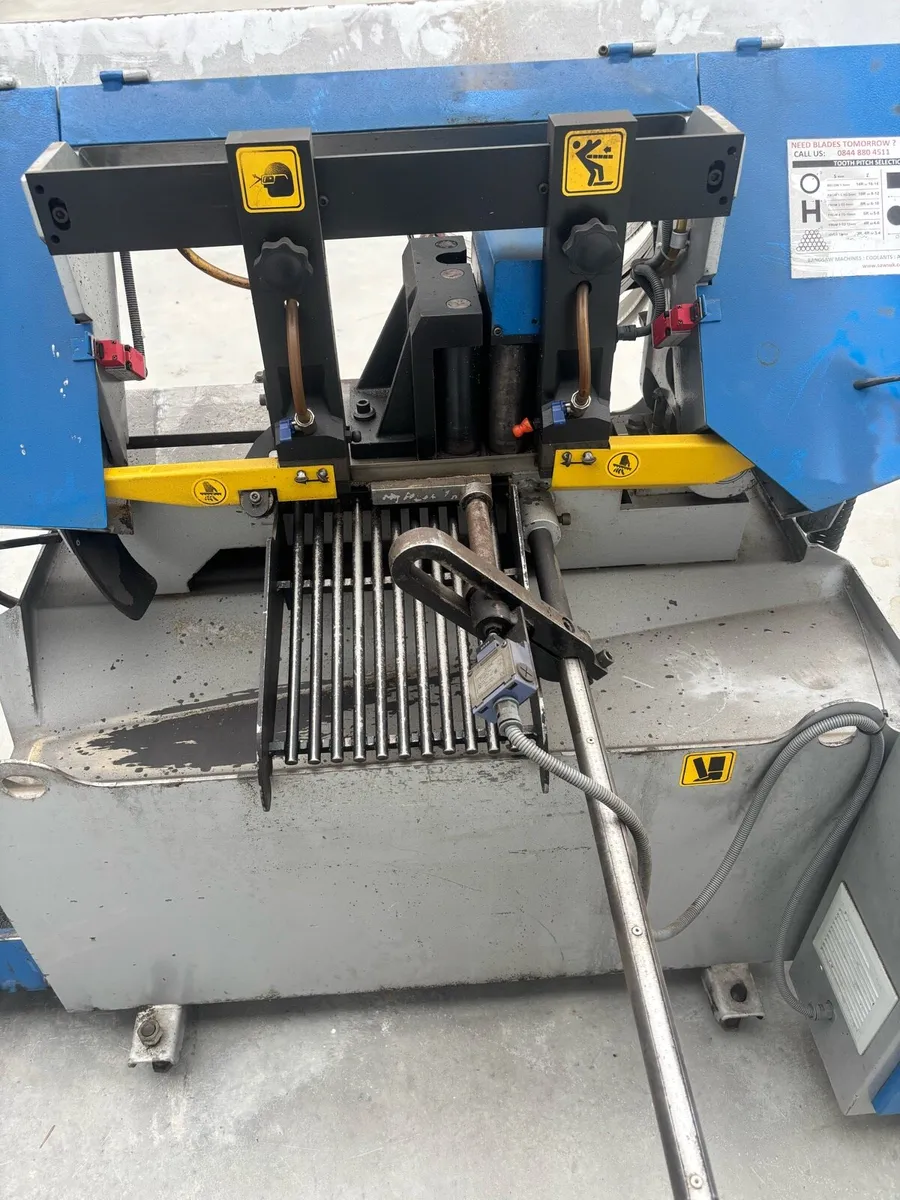 Band saw - Image 4