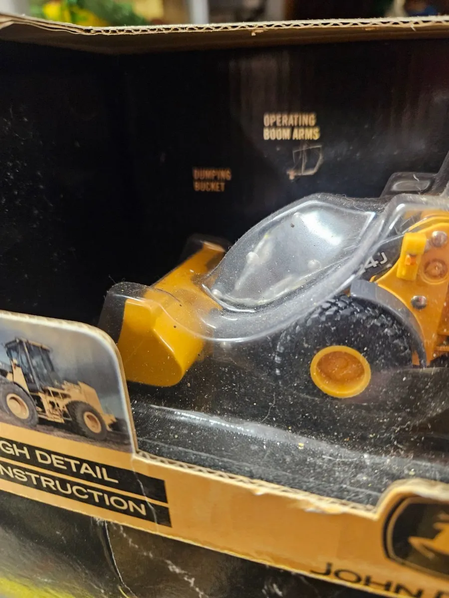 Corgi ERTL John Deere Loader - Image 3