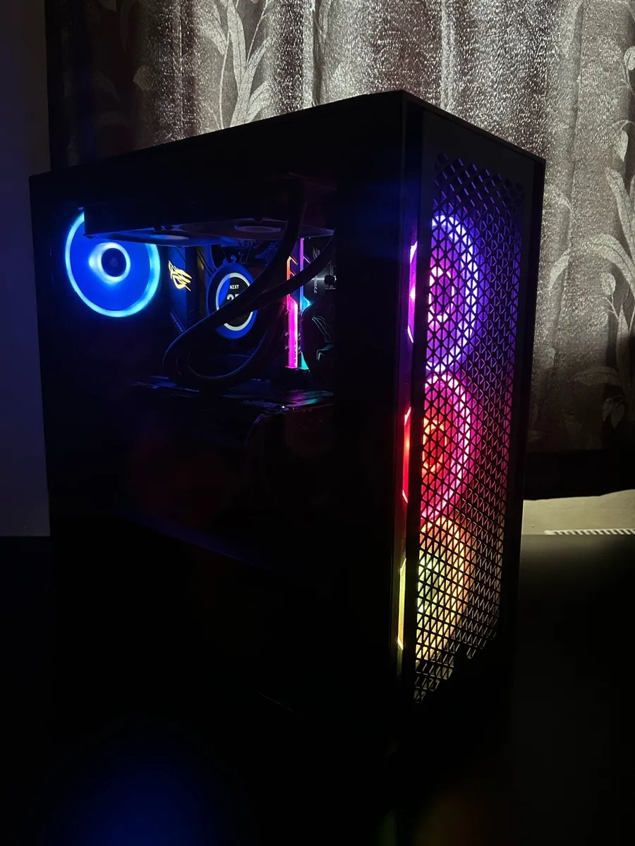 Gaming pc and Sim racing setup - Image 2