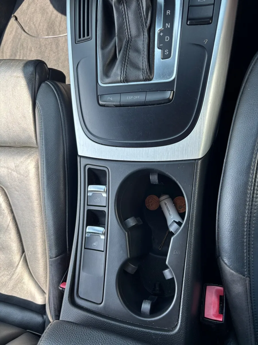 Miscellaneous  Audi A5 2009 convertible - Image 4