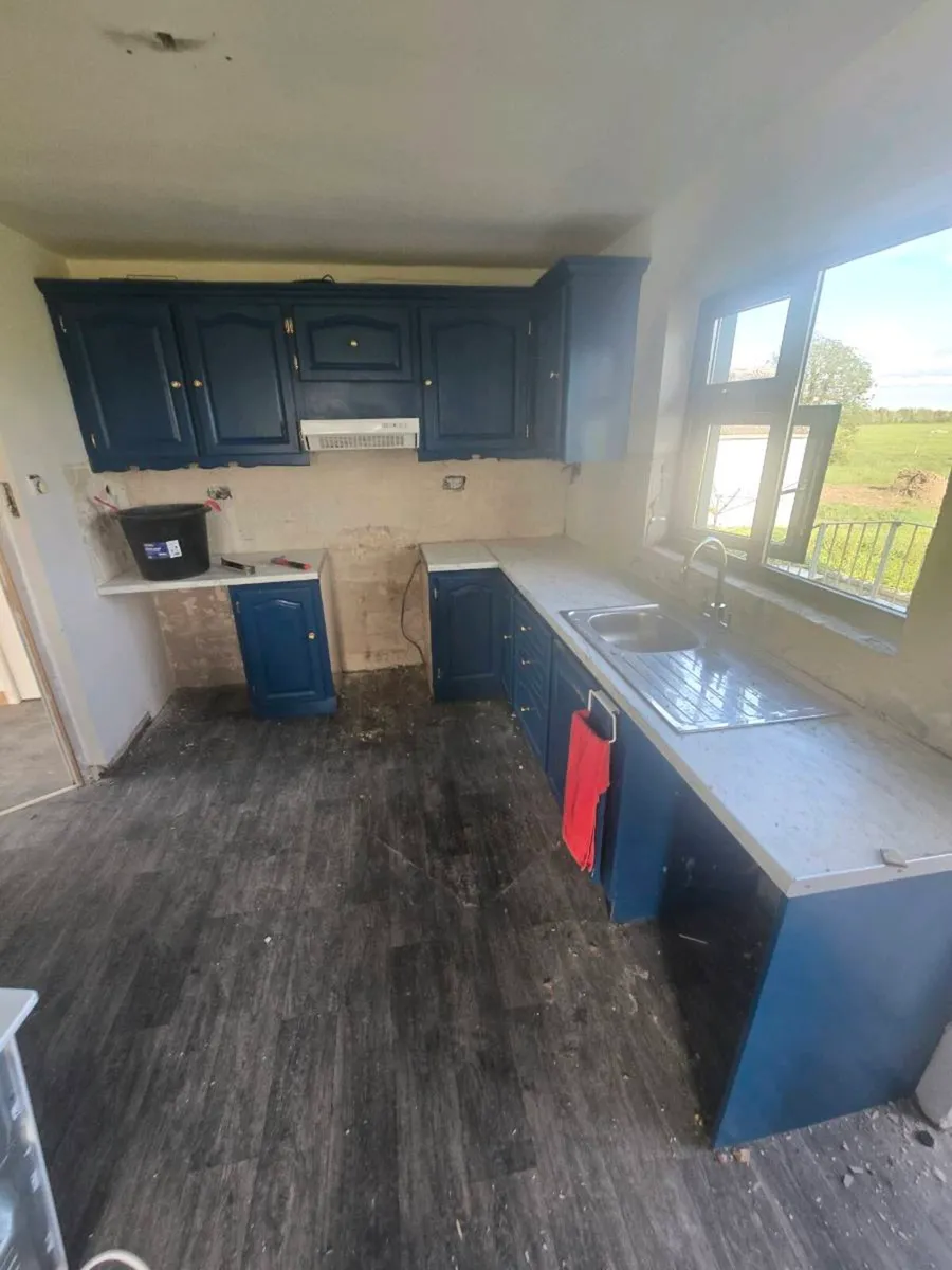 Kitchen, Solid wood - Image 1