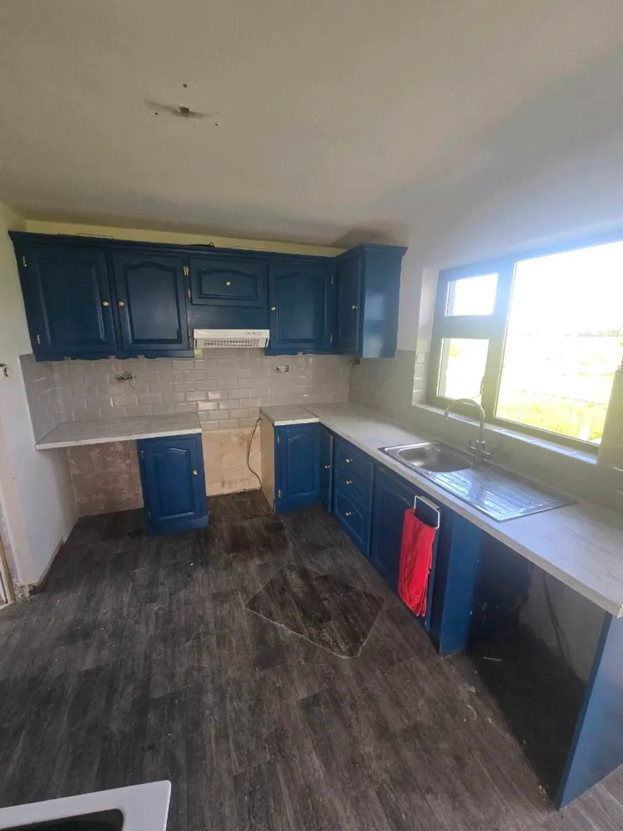 Kitchen, Solid wood - Image 3