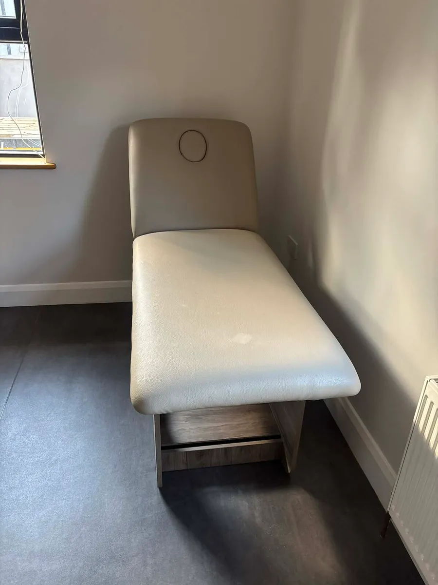 Beauty Salon Bed - Image 1