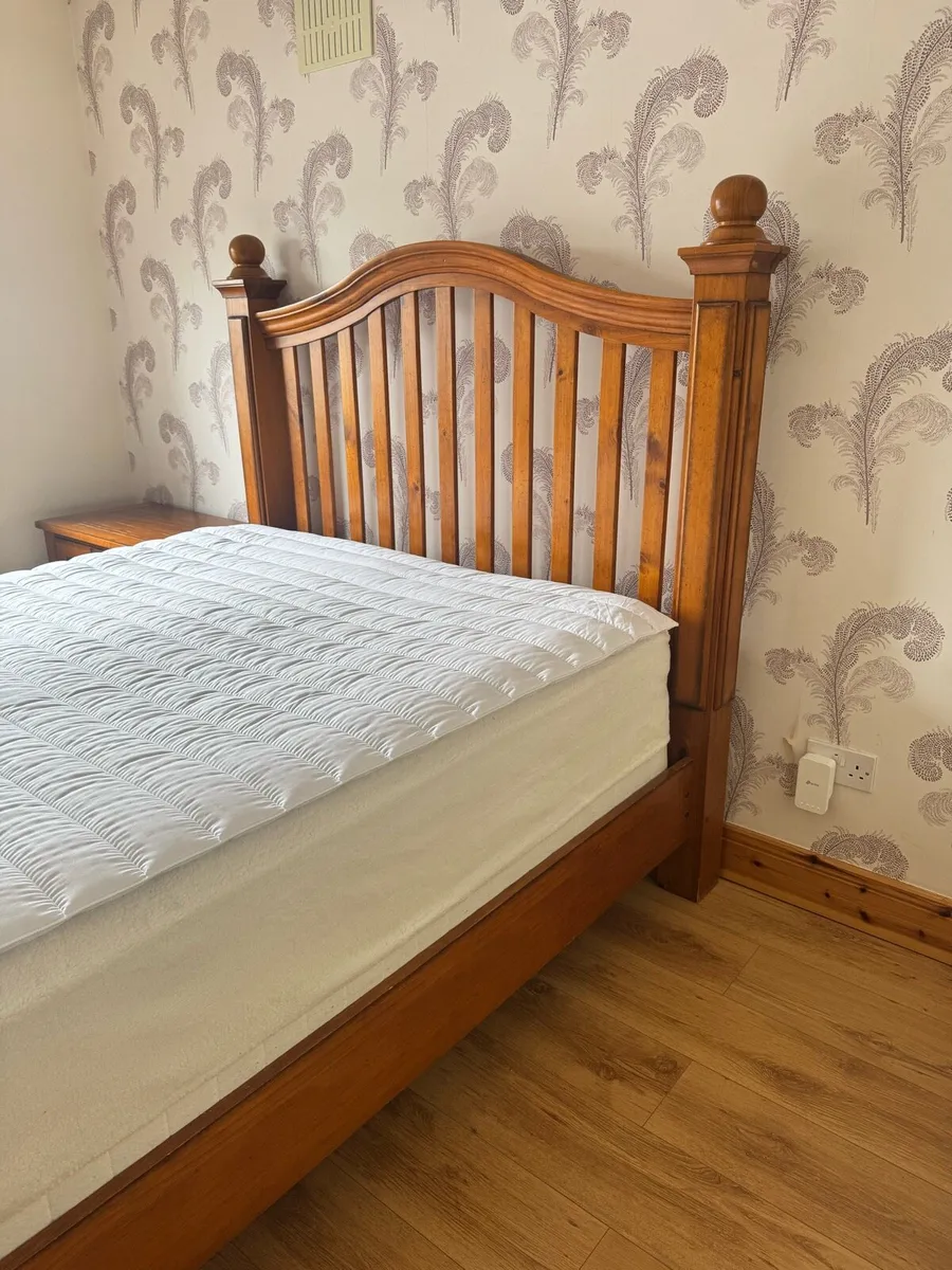 Kingsize Bed - Image 4