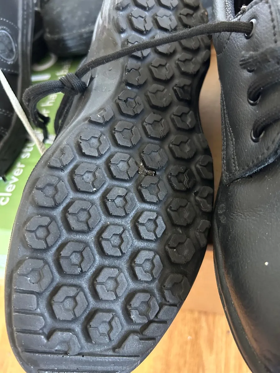 Safety shoes - Image 3