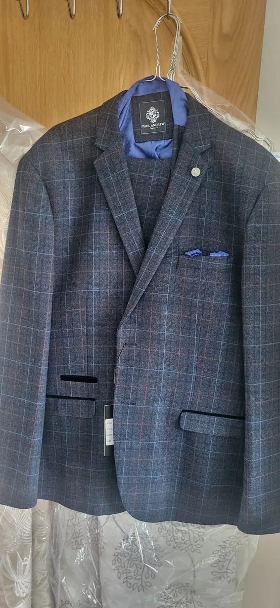 Clothes/shoes - Image 1