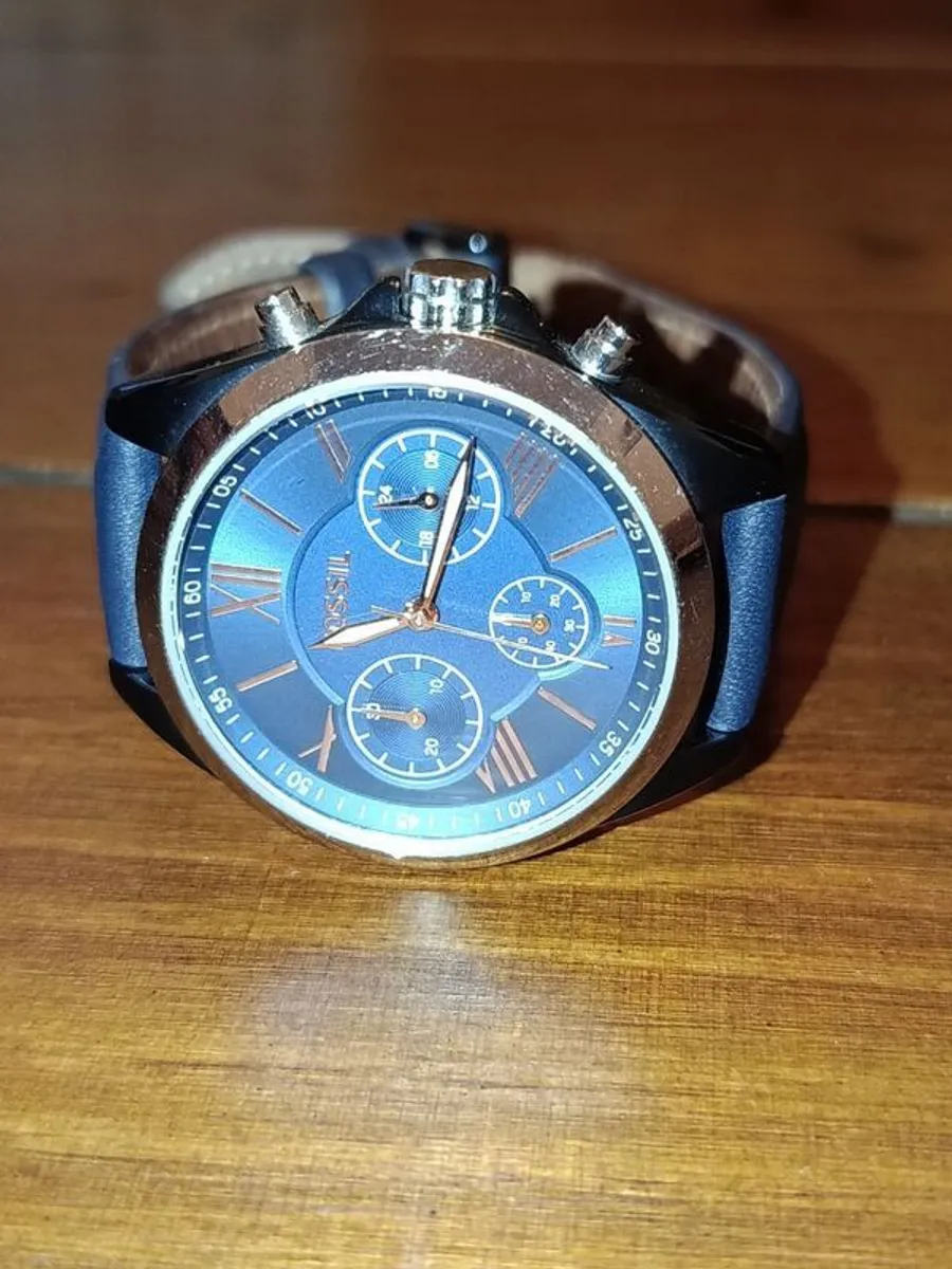 Watch   "fossil" - Image 3
