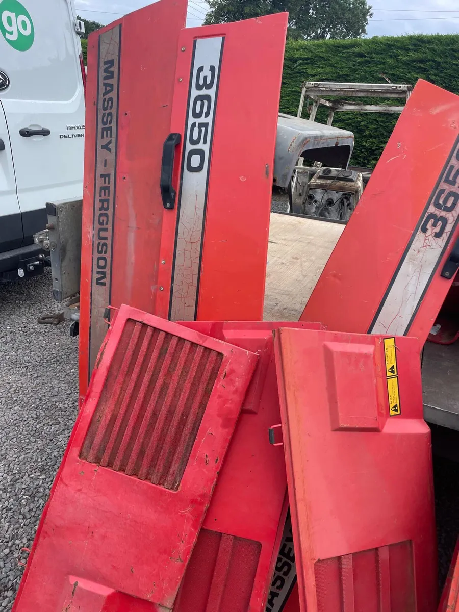 Massey Ferguson Bonnets & Panels - Image 4