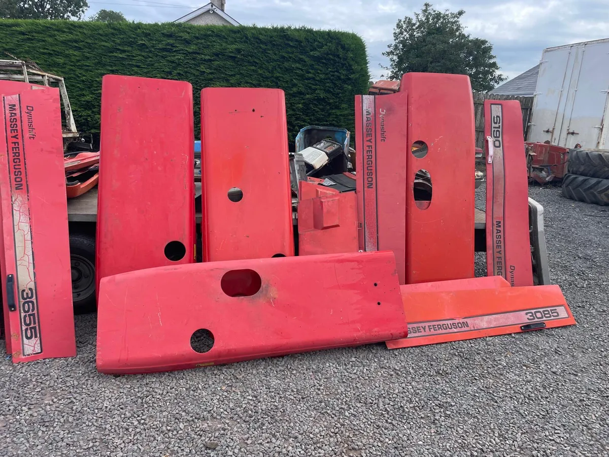 Massey Ferguson Bonnets & Panels - Image 3