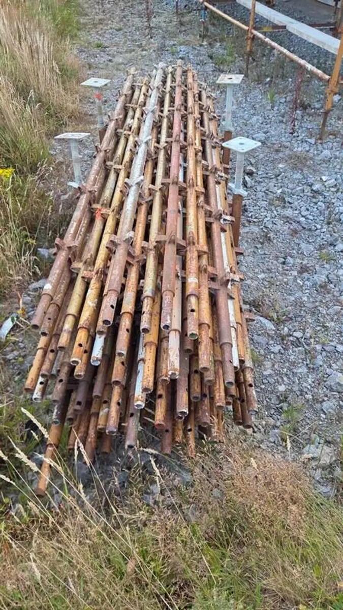 Scaffolding for House - Image 2