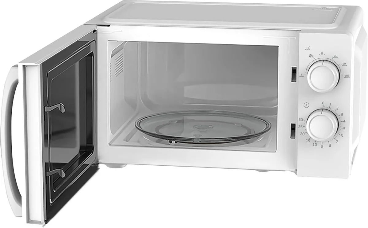 Solo Microwave Design 20L Capacity 700W Power - Image 3